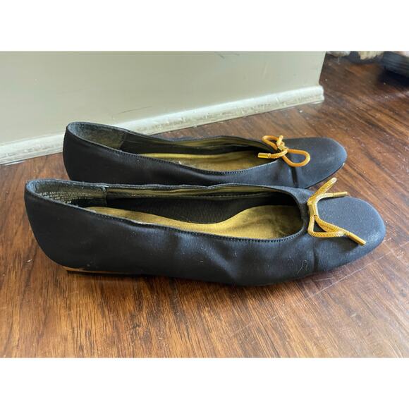 Vintage womens 7 LTD low heels - Picture 1 of 5